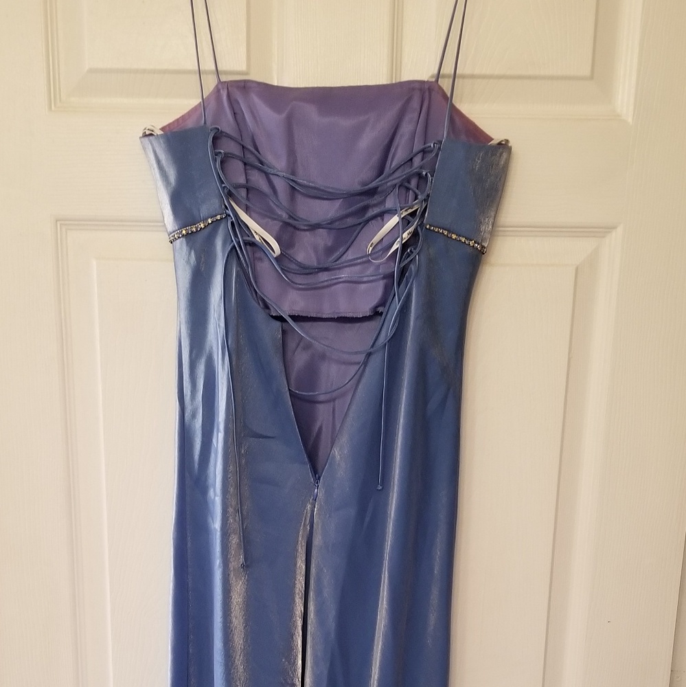 Blue dress